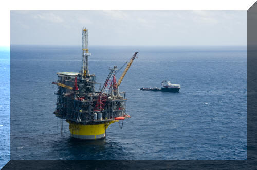 Image: Perdido SPAR-On Location, Deepwater Gulf of Mexico